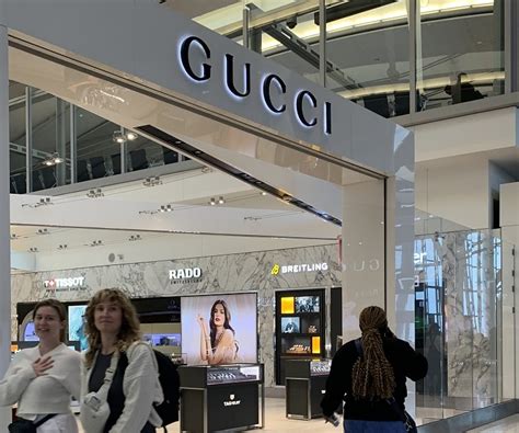 gucci toronto pearson